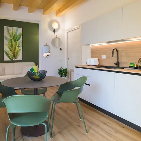 La Cort 3 Apartment *